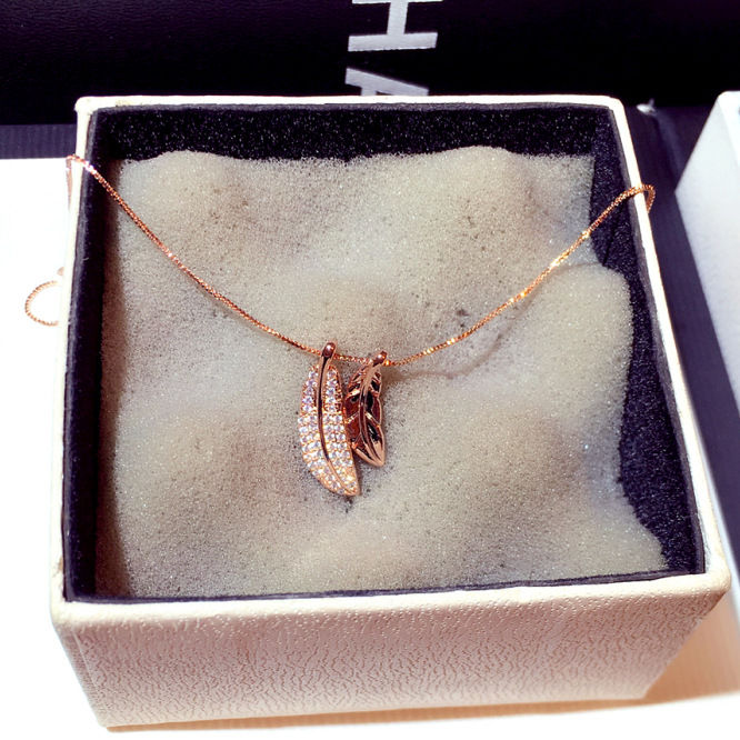 Miniatura: Fashionable Korean Style Leaf Pendant Choker Necklace