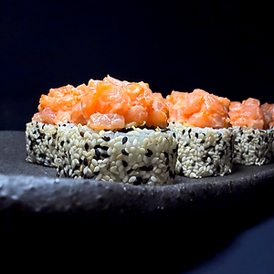 🆕Mango Salmon Royale (8 pc)