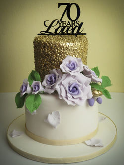 Lilac Roses Cake