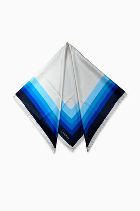 A white and blue color block scarf folded into a triangle.