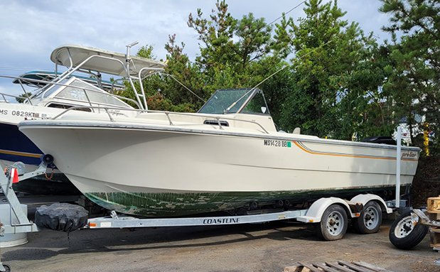 1984 23 ft ProLine CC
