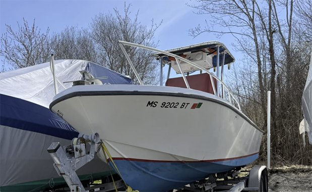 1979 21 ft Mako 21 LTS