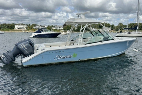 2020 Cobia 280 Dual Console