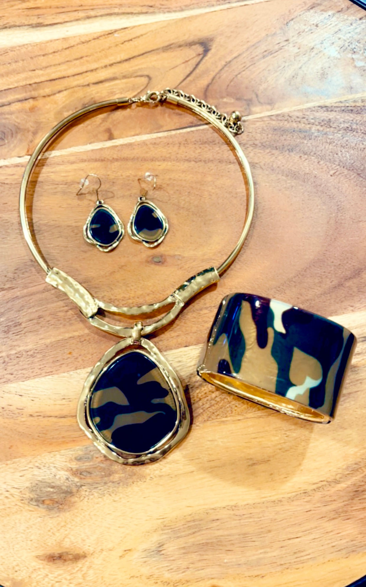 Safari Me Necklace Set