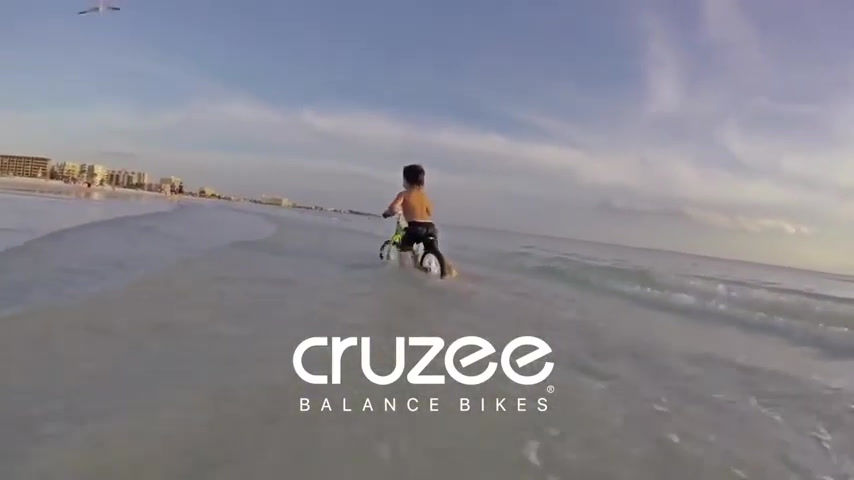Thumbnail: Cruzee Ultralight Kids Balance Bike