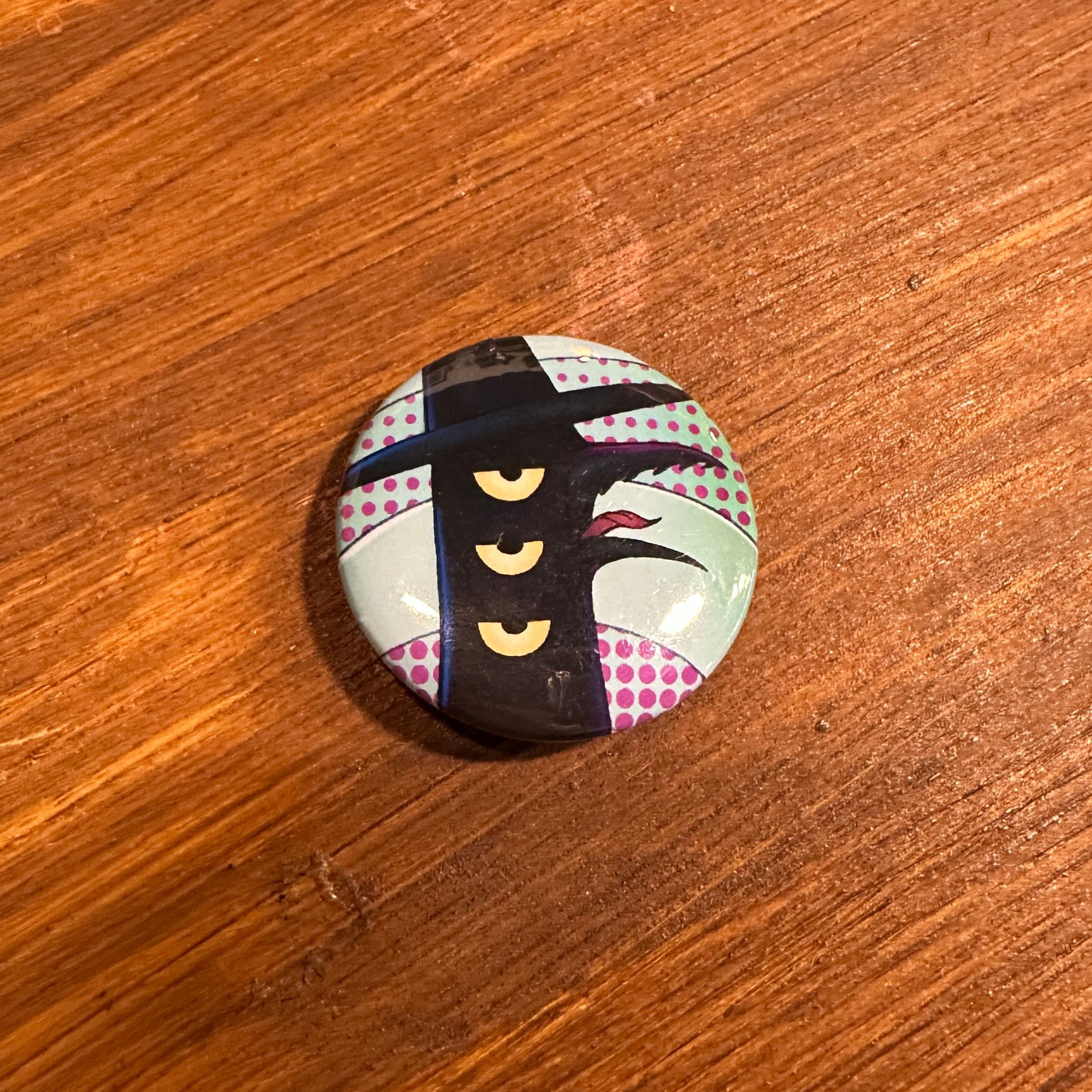 small button - three eyed raven