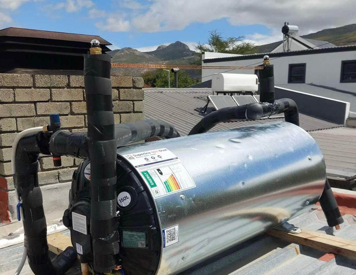 Geyser installation