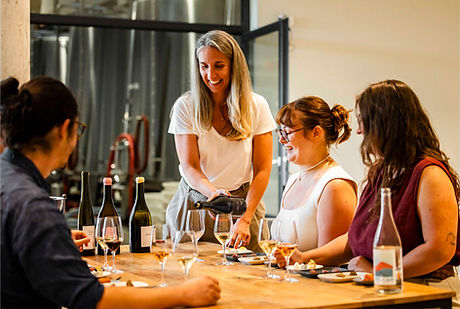 Wine tasting at Château de la Selve