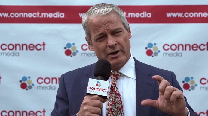thumbnails_corporate_connect_hovergif_001.gif