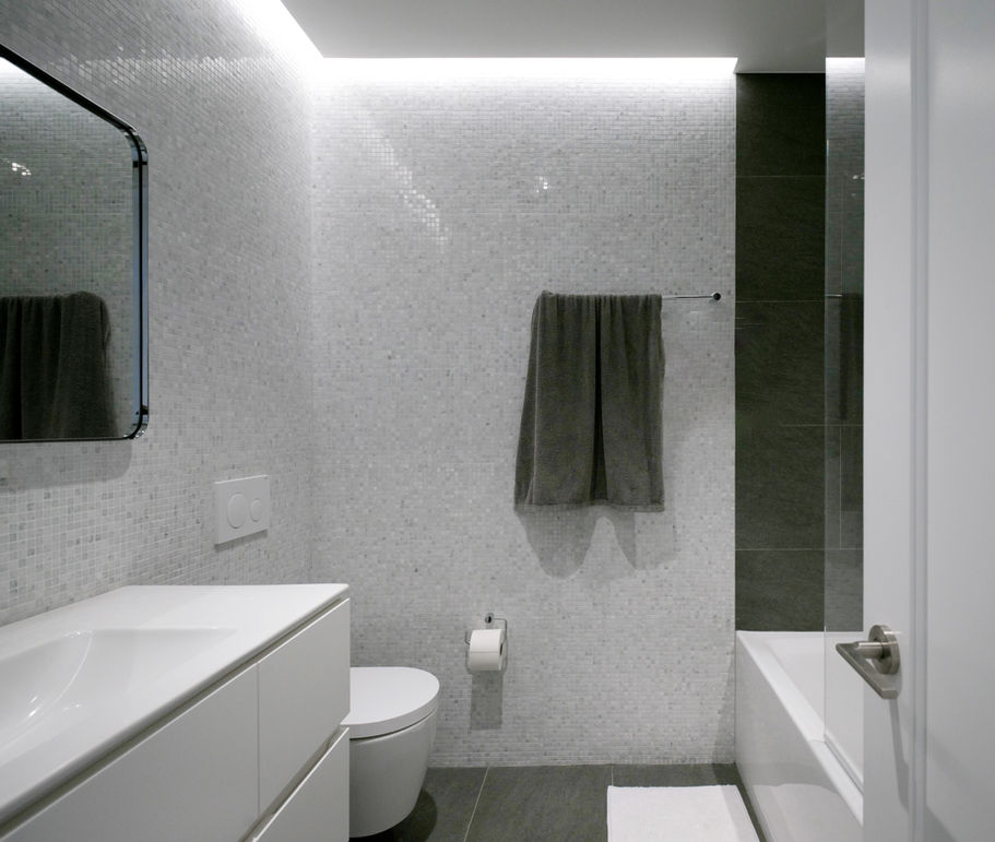 Guest Bath 3.jpeg