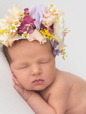 newborn baby session flower crown Minneapolis florist