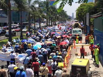 Multitudinaria Jornada de Lucha contra la Privatización de Sedapal