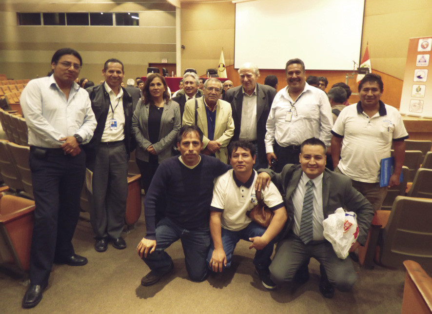 audiencia frente_opt.jpeg