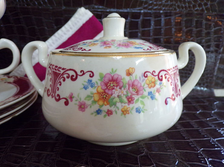 HomeLaughlinChina$75 (2).JPG