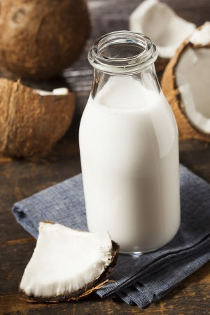 Coconut cream adds to the moisturizing properites