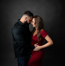 Edgerly Stuido Maternity 2022-68-Edit.jpg