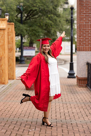 Strong Senior 2023-176.jpg