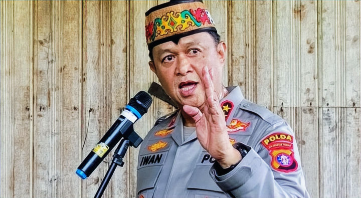 Kapolda Kalimantan Tengah Irjen Pol Iwan Kurniawan saat menyampaikan sambutan pada peletakan batu pertama pembangunan Posko Terpadu Gerakan Dayak Anti-Narkoba (GDAN) di kawasan Puntun, Palangka Raya, Senin (1/6/2026). (Foto. Dok. Wiyandri)