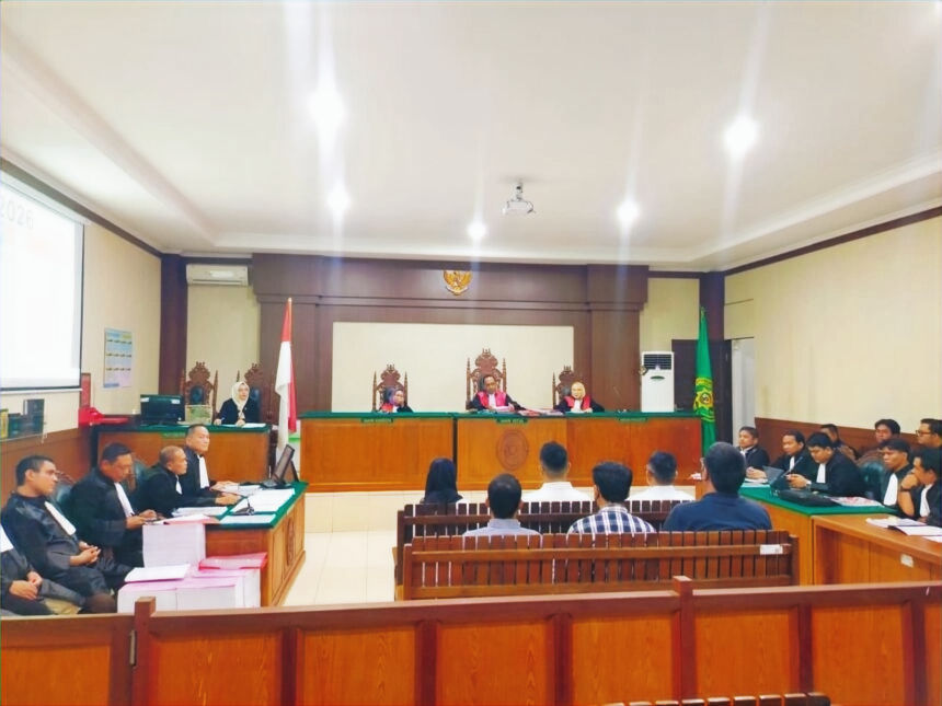 Sidang Dugaan Korupsi Zircon Rp1,3 Triliun Ditunda, Tunggu Putusan Praperadilan
