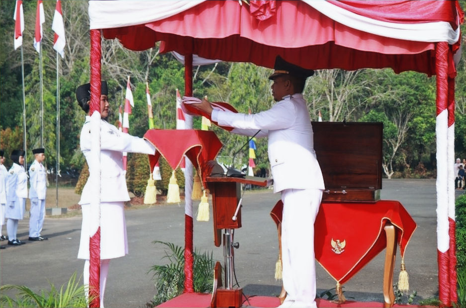 Upacara HUT ke-81 RI di Katingan Tetap Khidmat di Tengah Kabut Asap