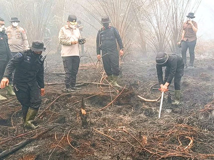 Polda Kalteng Gunakan Serbuk Singkong dan Drone Thermal Tangani Bara Karhutla