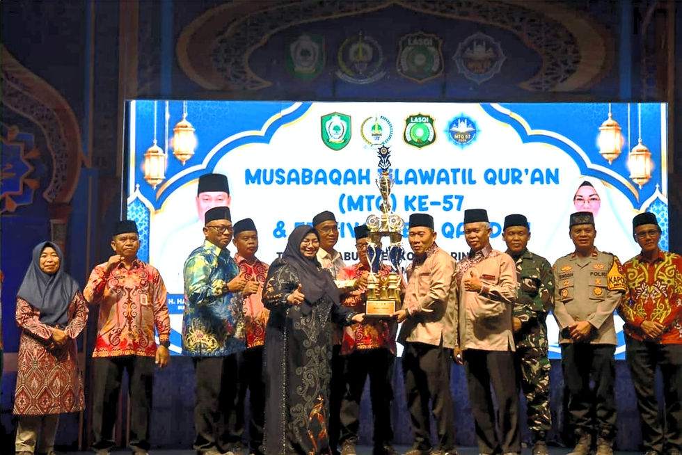 Wakil Bupati Kotawaringin Timur Irawati saat menutup MTQ ke-57 dan FSQ ke-26 tingkat Kabupaten Kotawaringin Timur di Kuala Kuayan. (Foto: Diskominfo Kotim).