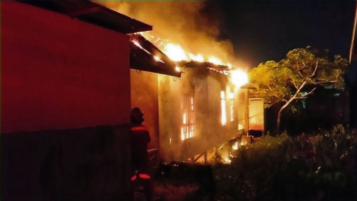 Rumah di Gang Kopar 2 Kobar Ludes Terbakar Saat Ditinggal Kosong, Kerugian Ditaksir Ratusan Juta Rupiah
