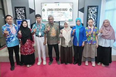 Dispursip Palangka Raya Bekali Pelajar Ikuti Lomba Resensi Buku