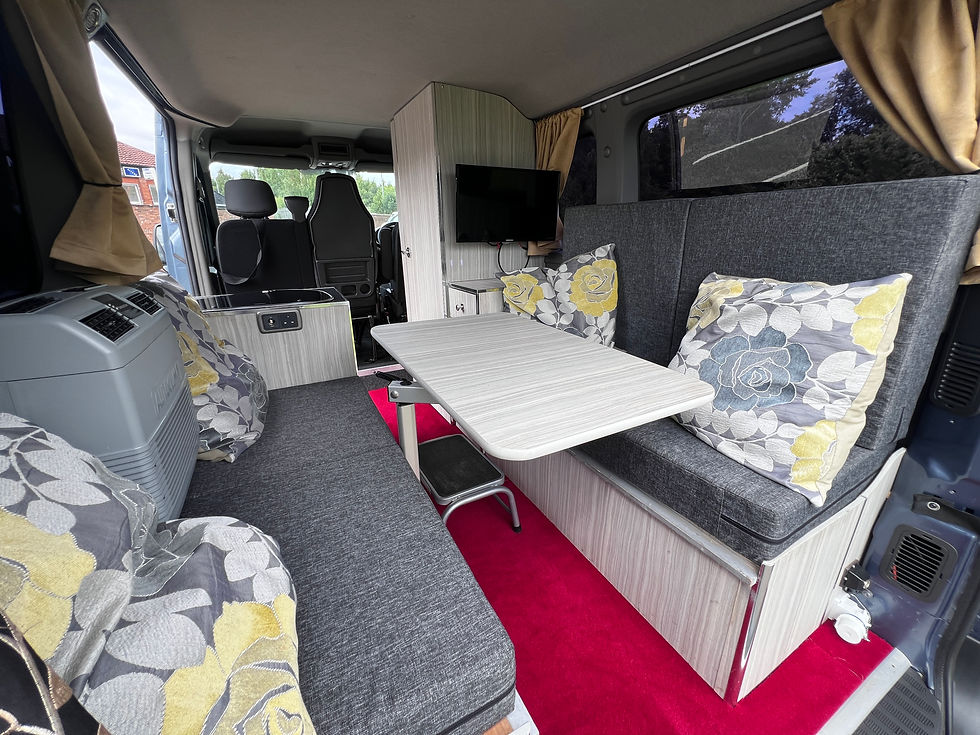 Thumbnail: 2014 (14) Renault Master SWB 2 Berth Day Van