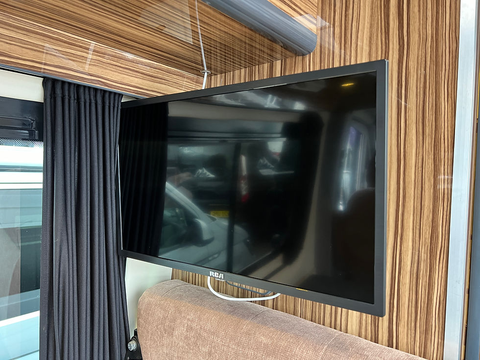 Thumbnail: 2014 Mercedes Sprinter 2.1 313 3 Berth Motorhome CDi RWD L3 H4