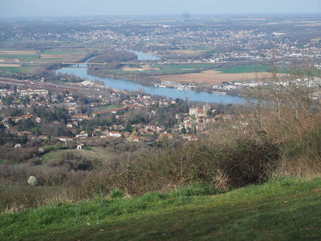Lissieu entre le charme des monts d'or et l' attrait des plateformes industrielles ou logistiques