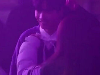 [VIDEO] Jonghyun appeared in BlackPink TV