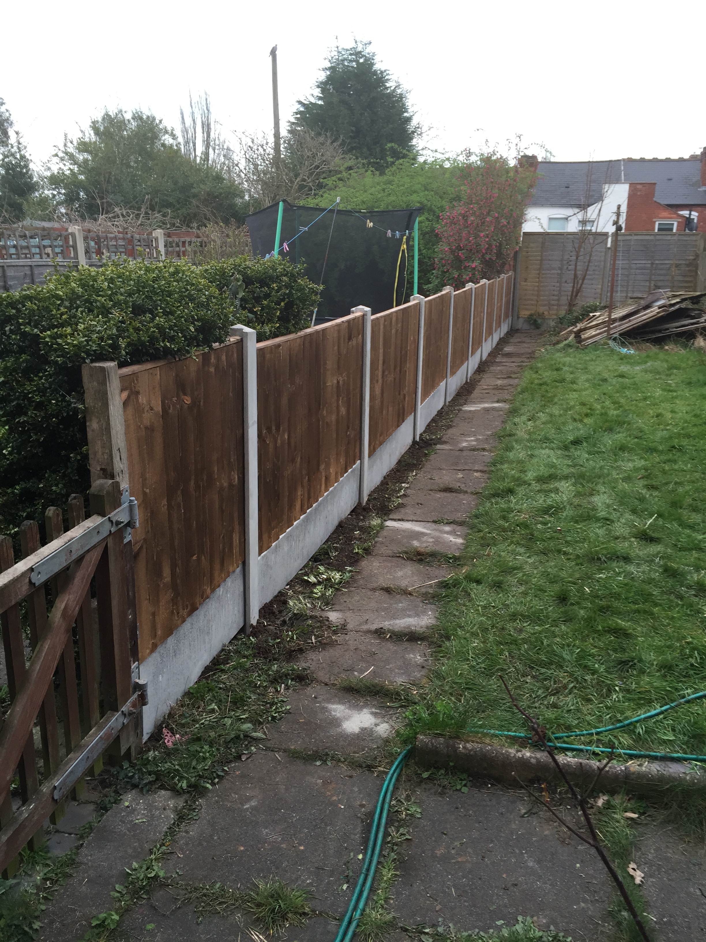 Fence fit at M&W Garden Services
