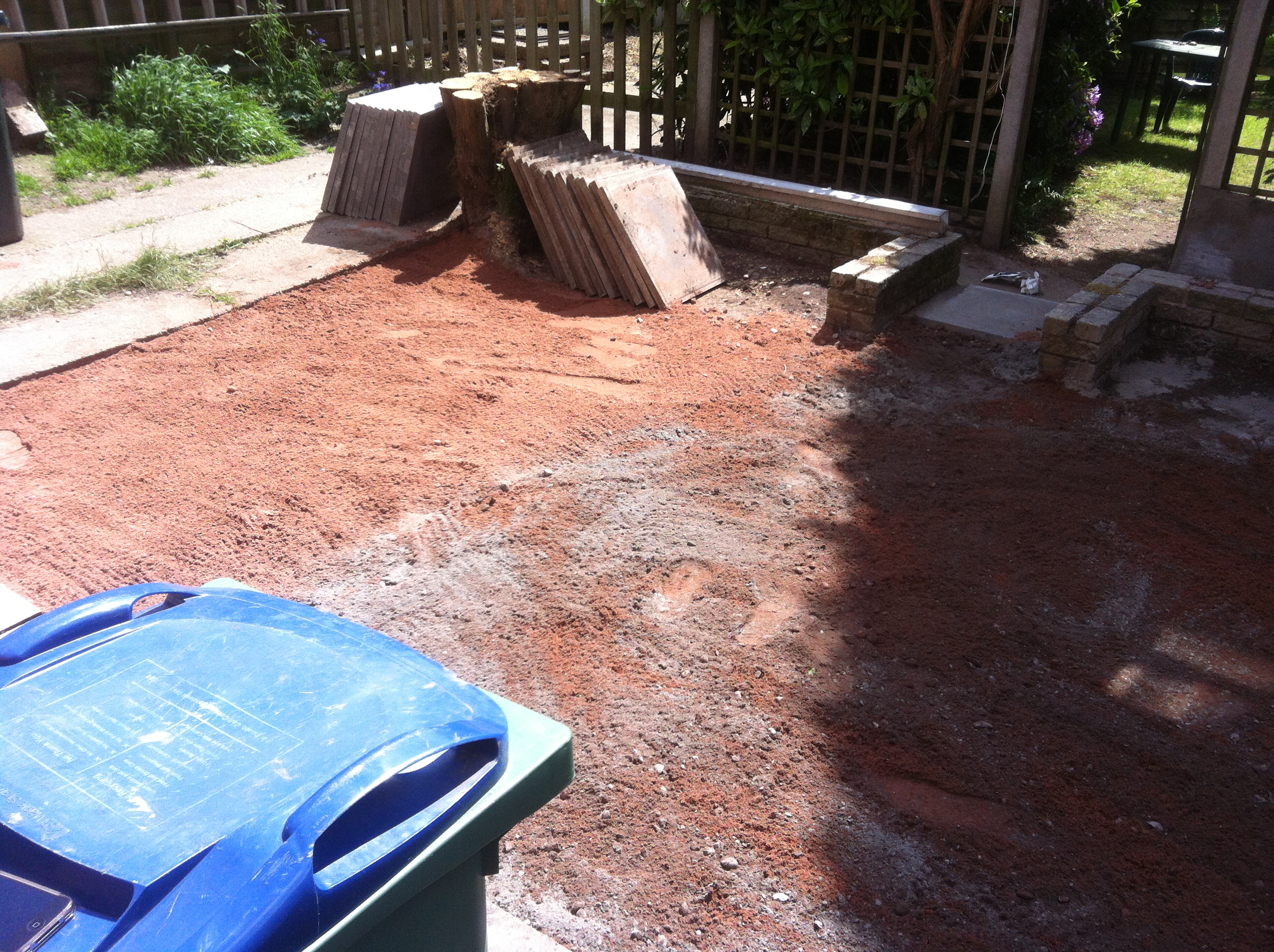 Another garden project, slabbing