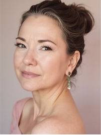 Michelle headshot..jpg