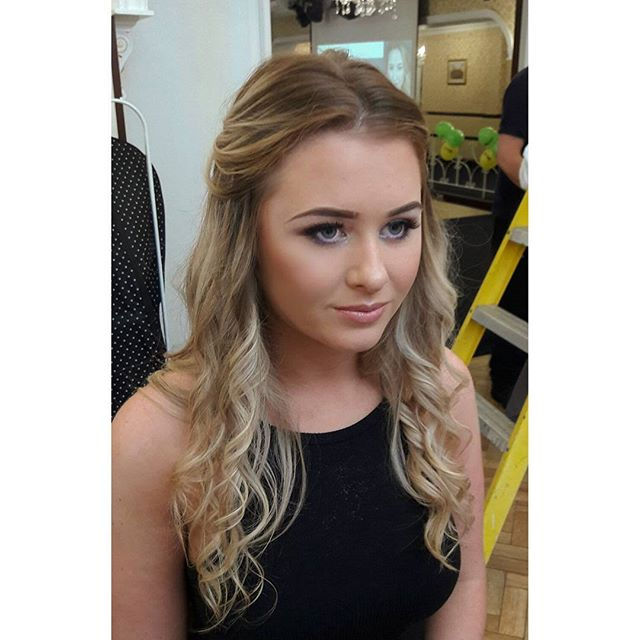 Top Model of Wakefield finalist Hollie looking fabulous! 😍_makeupartist #freelance #beauty #pageant