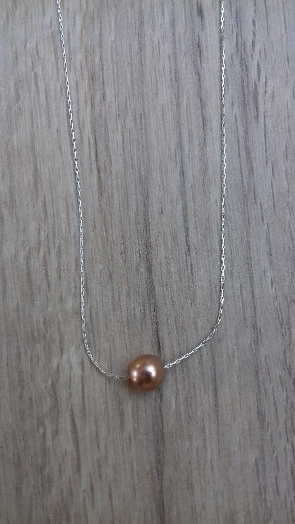 collier court perle