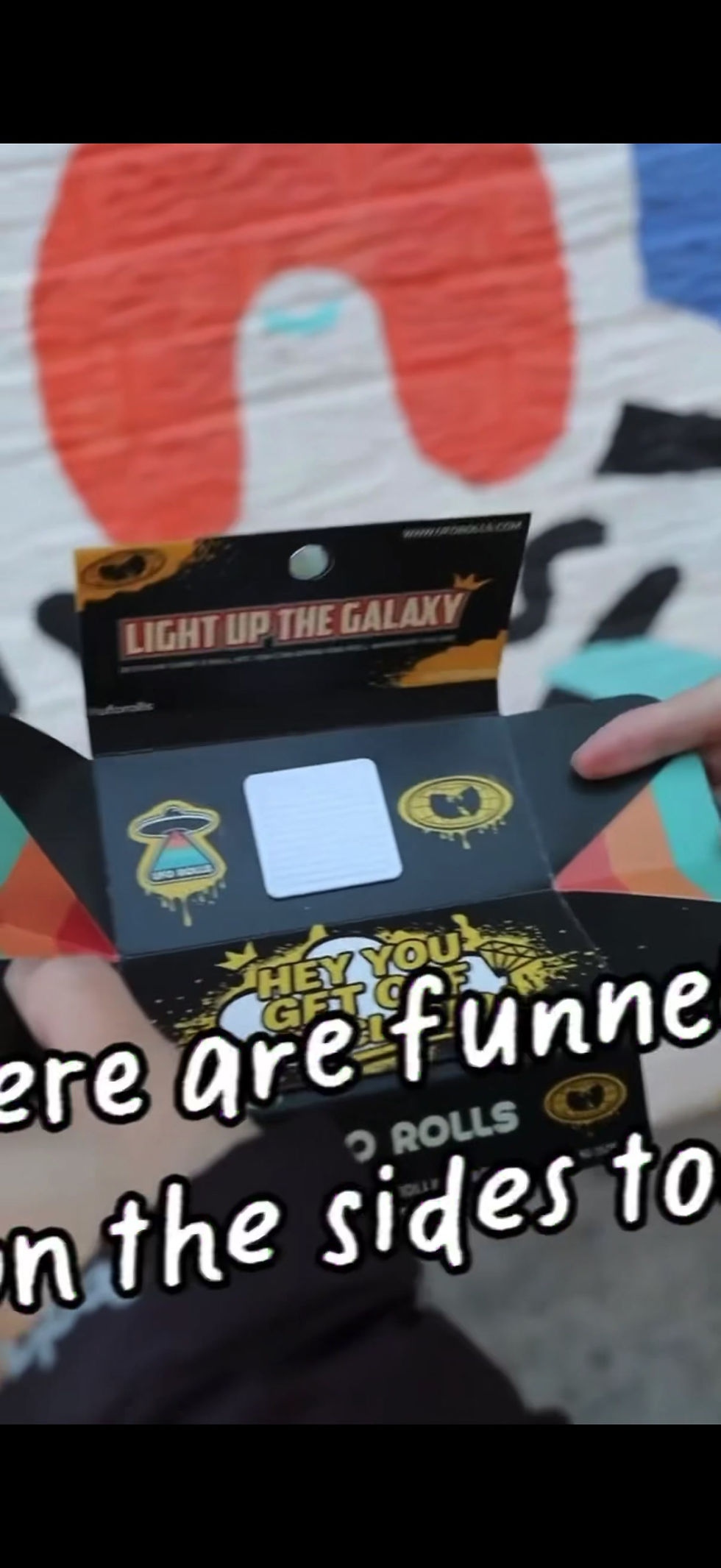 Thumbnail: Wu-Tang Edition UFO Rolls Grind & Roll Kit