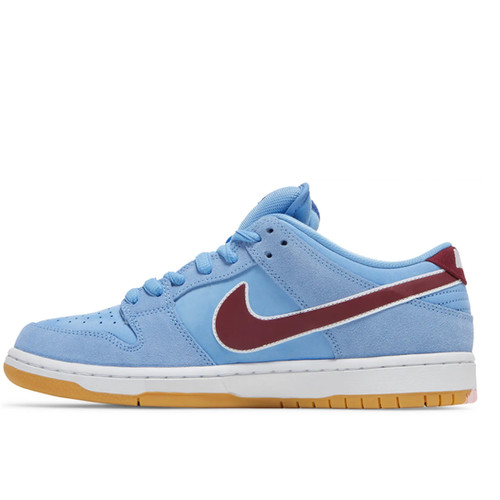 Nike SB Dunk Low PRM “Phillies” Sneakers NHHM Official Site