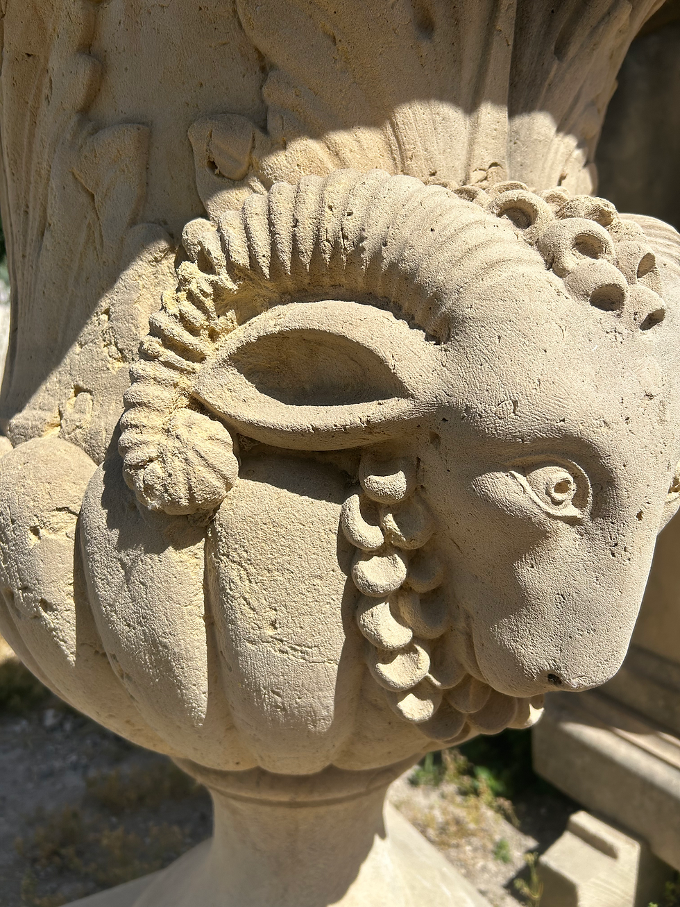 Miniatura: Base in pietra bianca naturale di Noto - PTR 015
