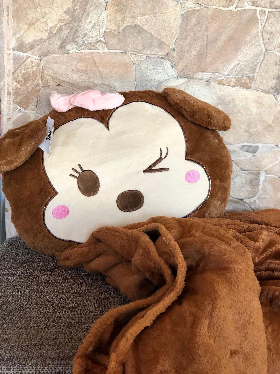 Suave manta de mono marrón con capucha