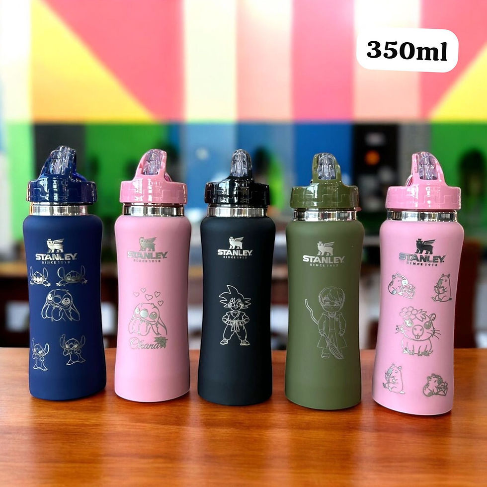 Cinco botellas de agua 350ml con diseños