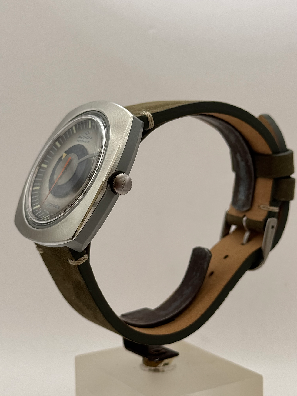Miniature :  Mondia Parade “Mystery Dial” 