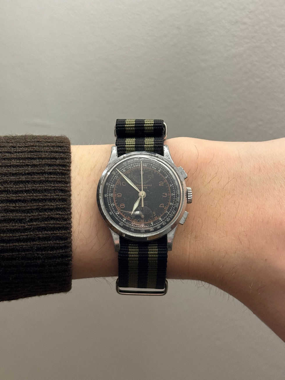 Miniature : Chronographe suisse Vénus 170
