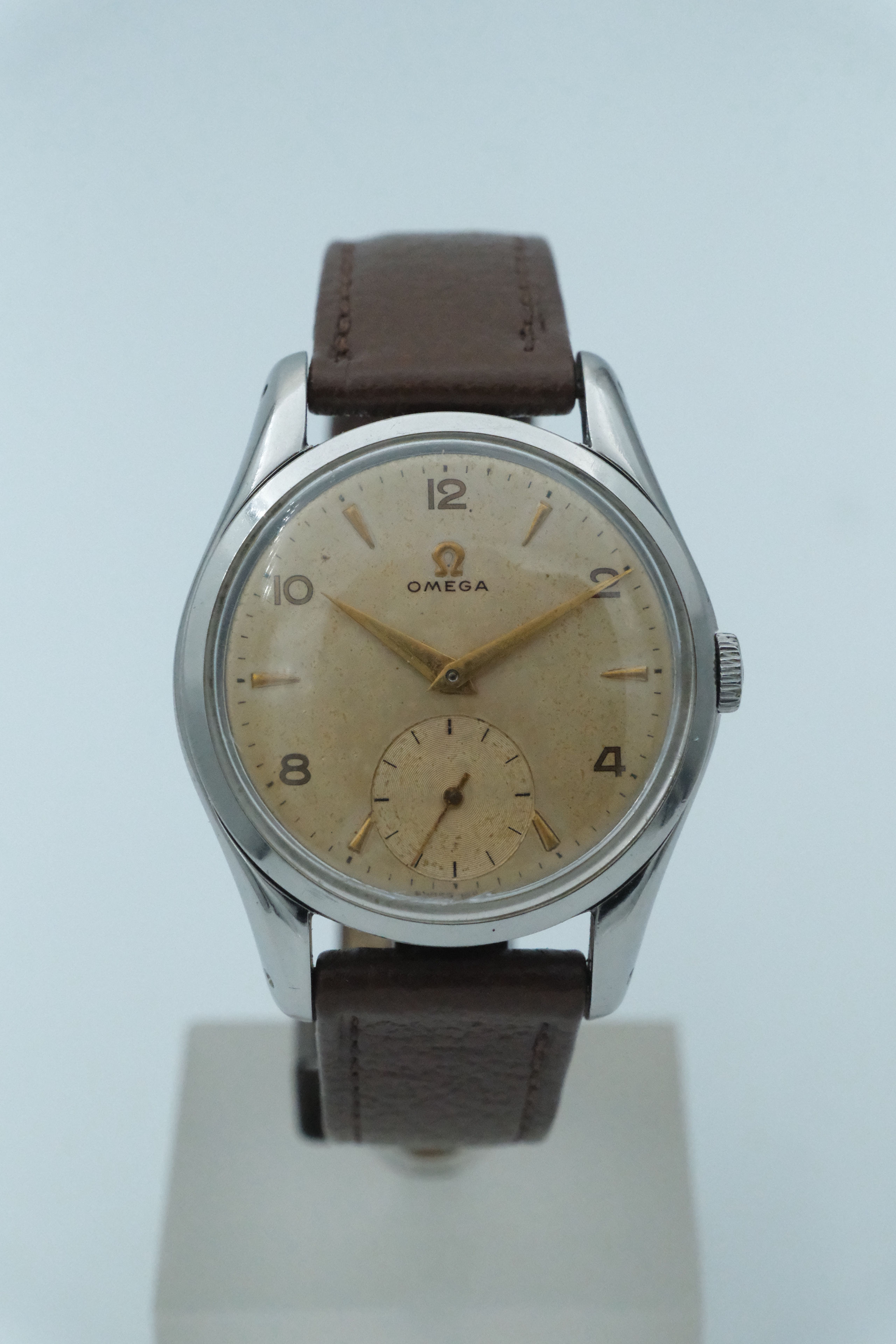 Omega 2503-8 de 1947