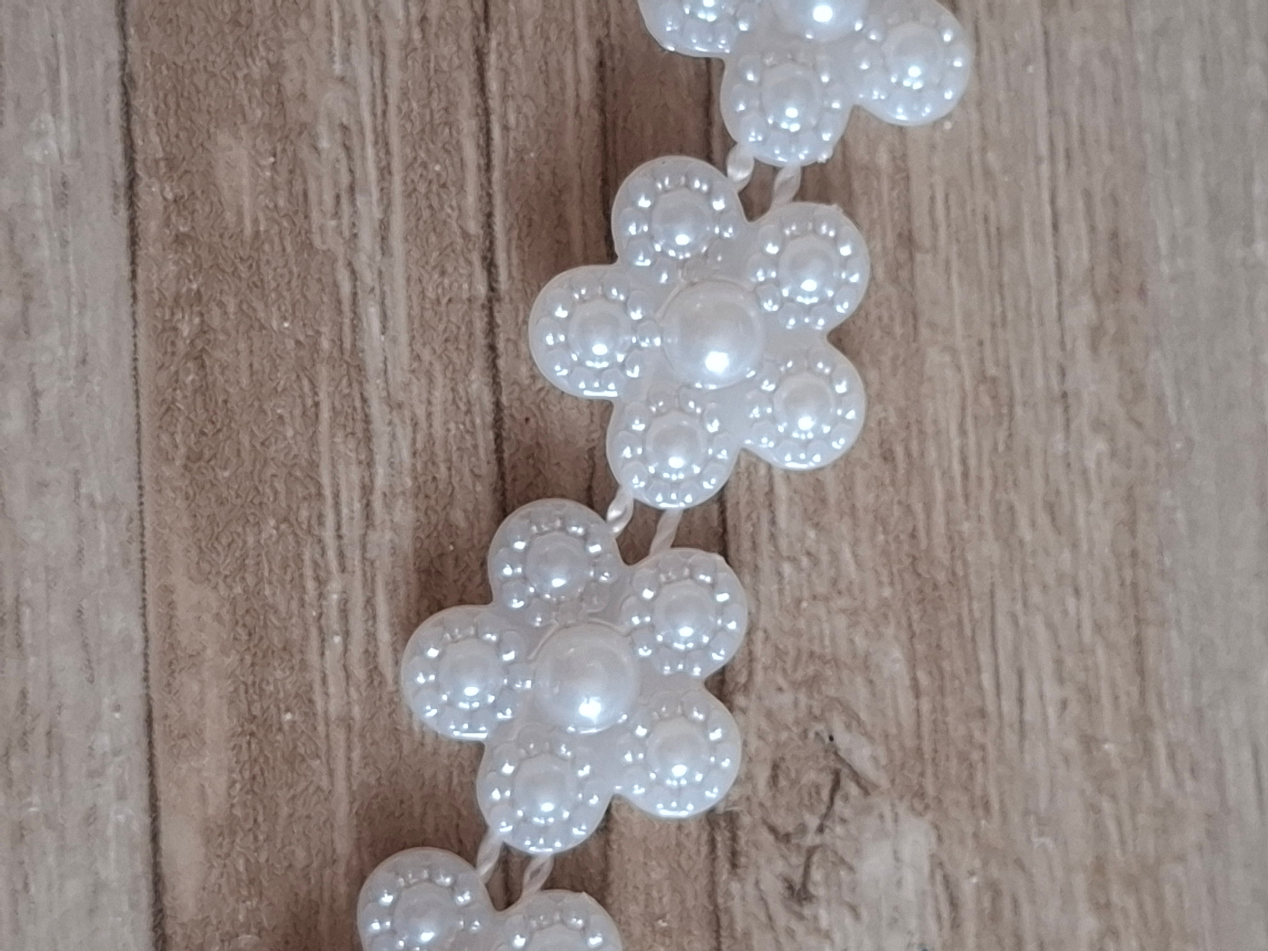 Ruban de fleurs en demi-perles nacrées  - Blanche