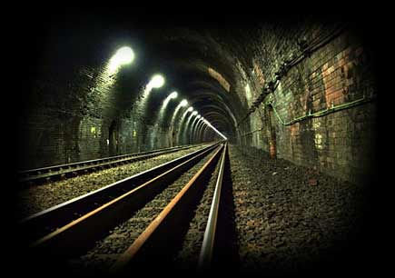 night-tunnel_cmp.jpg.pagespeed.ce.REEZJNcEIK.jpg