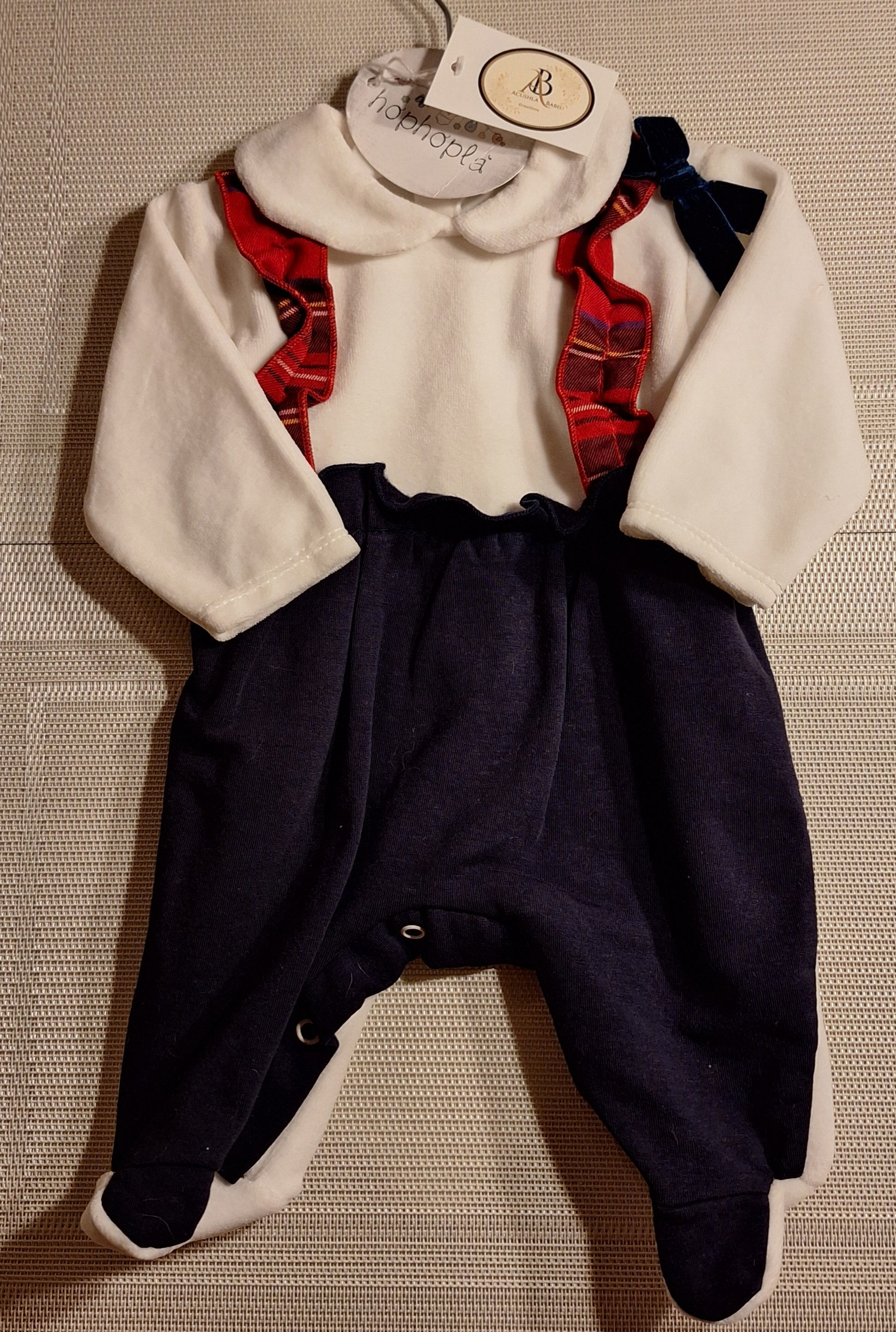 0219. Hophola.onsie.
