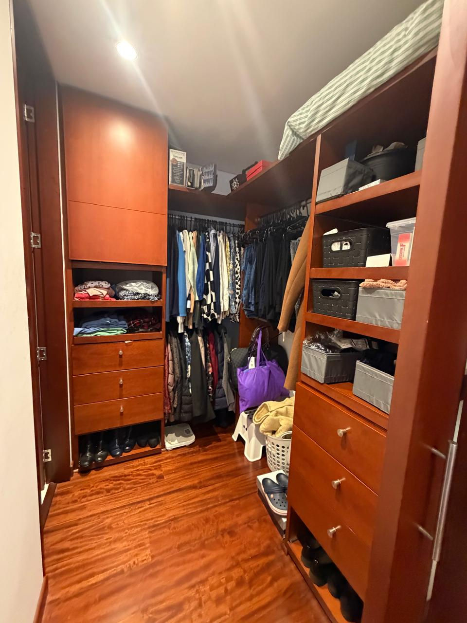 Miniatura: VENTA apto B/ Santa Bárbara - Reserva de la Sierra.