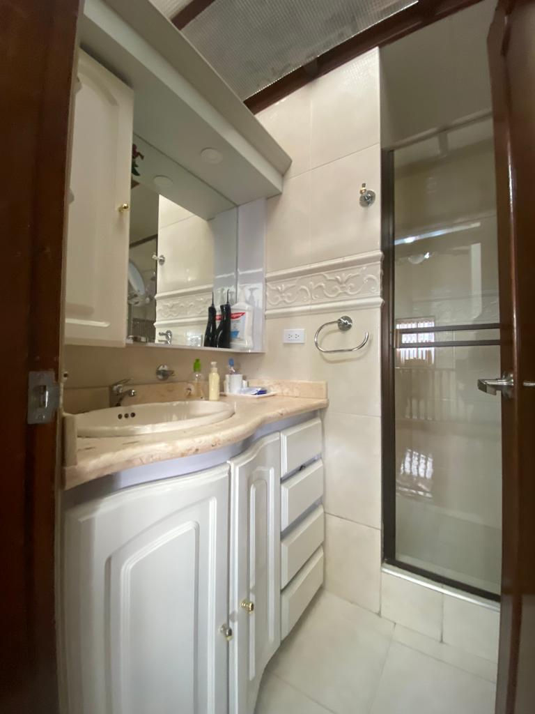 Miniatura: VENTA Casa B/ Cedritos . Área 170 mtrs.